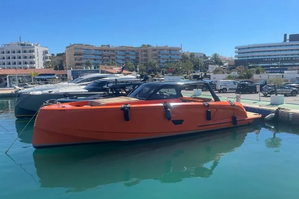 Vanquish VQ52 for sale in Ibiza
